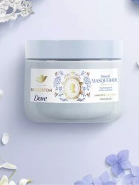 Dove Beauty Limited Edition Bridgerton Body Scrub - Moonlit Masquerade